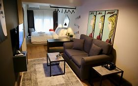 Urban Living 4